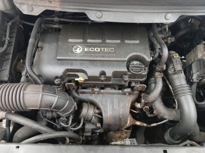 W560, Opel Zafira 2012, 1.4, бензин, МКПП