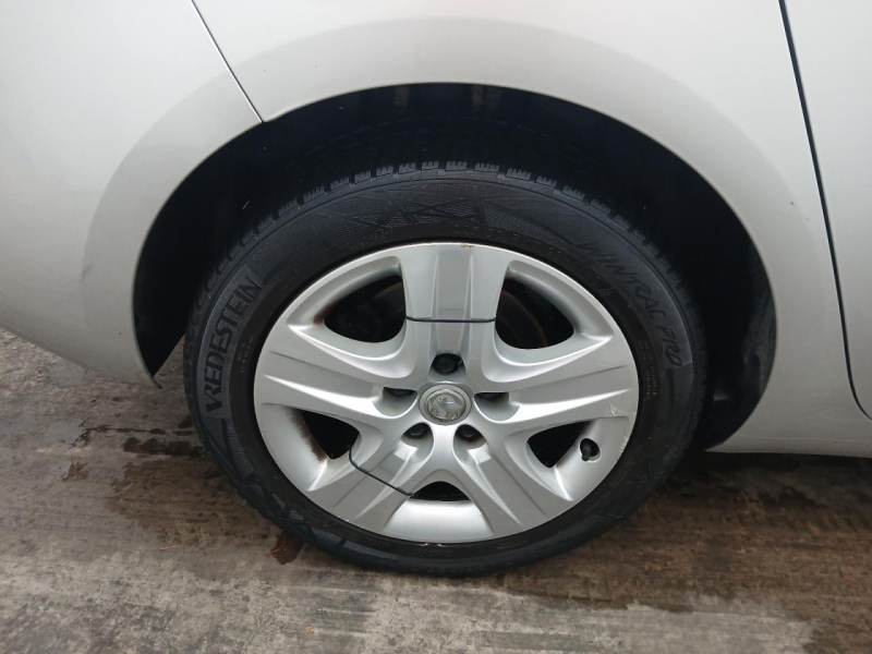 W560, Opel Zafira 2012, 1.4, бензин, МКПП