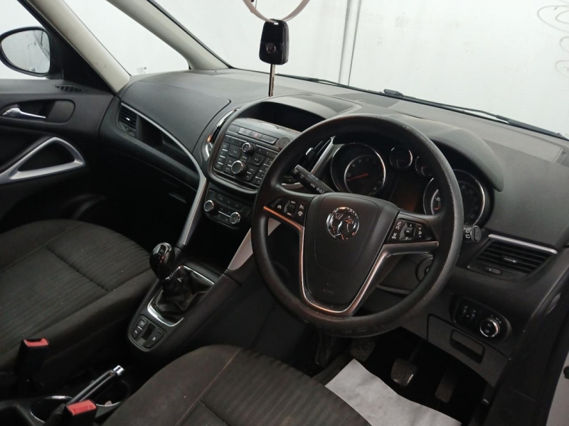 W560, Opel Zafira 2012, 1.4, бензин, МКПП