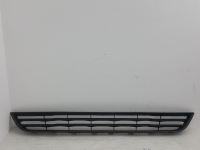 Решетка переднего бампера FIESTA 13-17 нижняя черная
